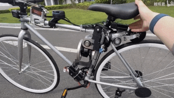 A Bicycle Built for Zero: Self-driving bicycle stays upright and avoids collisions.