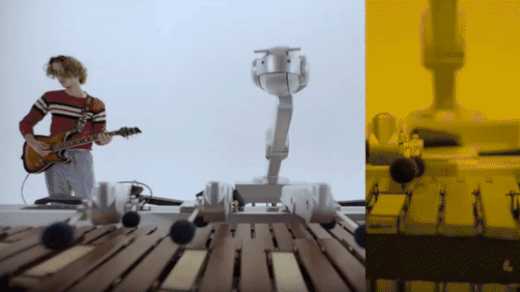 Algorithm and Blues: Shimon is a musical robot that writes its own lyrics.