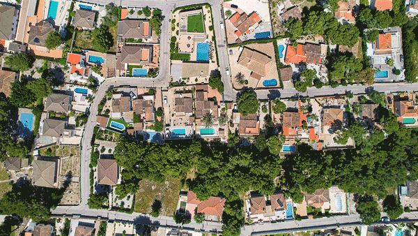Spotting Tax Cheats From Overhead: French Authorities Use AI to Tax Pool Owners